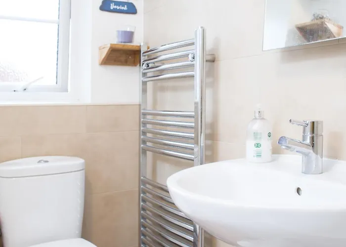 Superb Location 2 Bed House In Clifton By Mycityhaven Holiday home *